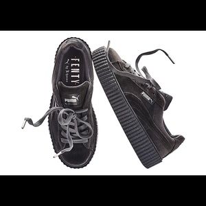 PUMA BY RIHANNA WOMEN'S VELVET CREEPER Size 7